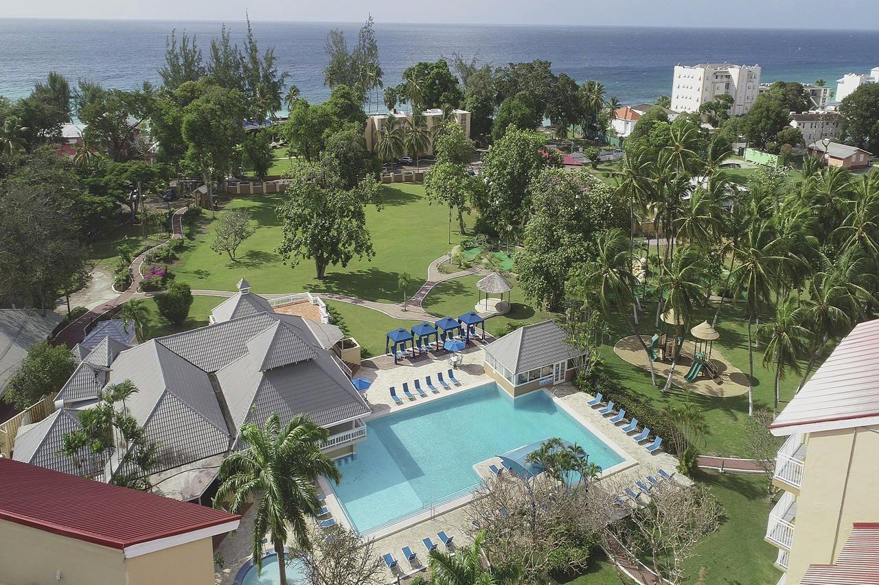 Divi Southwinds Beach Resort Крайст Чърч Екстериор снимка