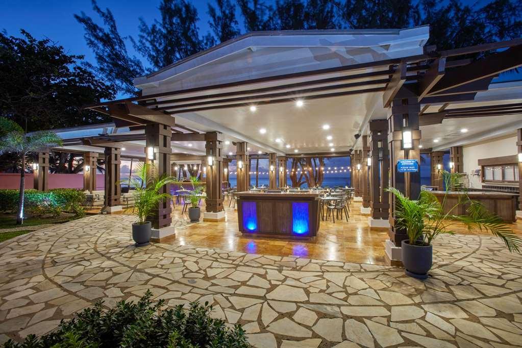 Divi Southwinds Beach Resort Крайст Чърч Ресторант снимка